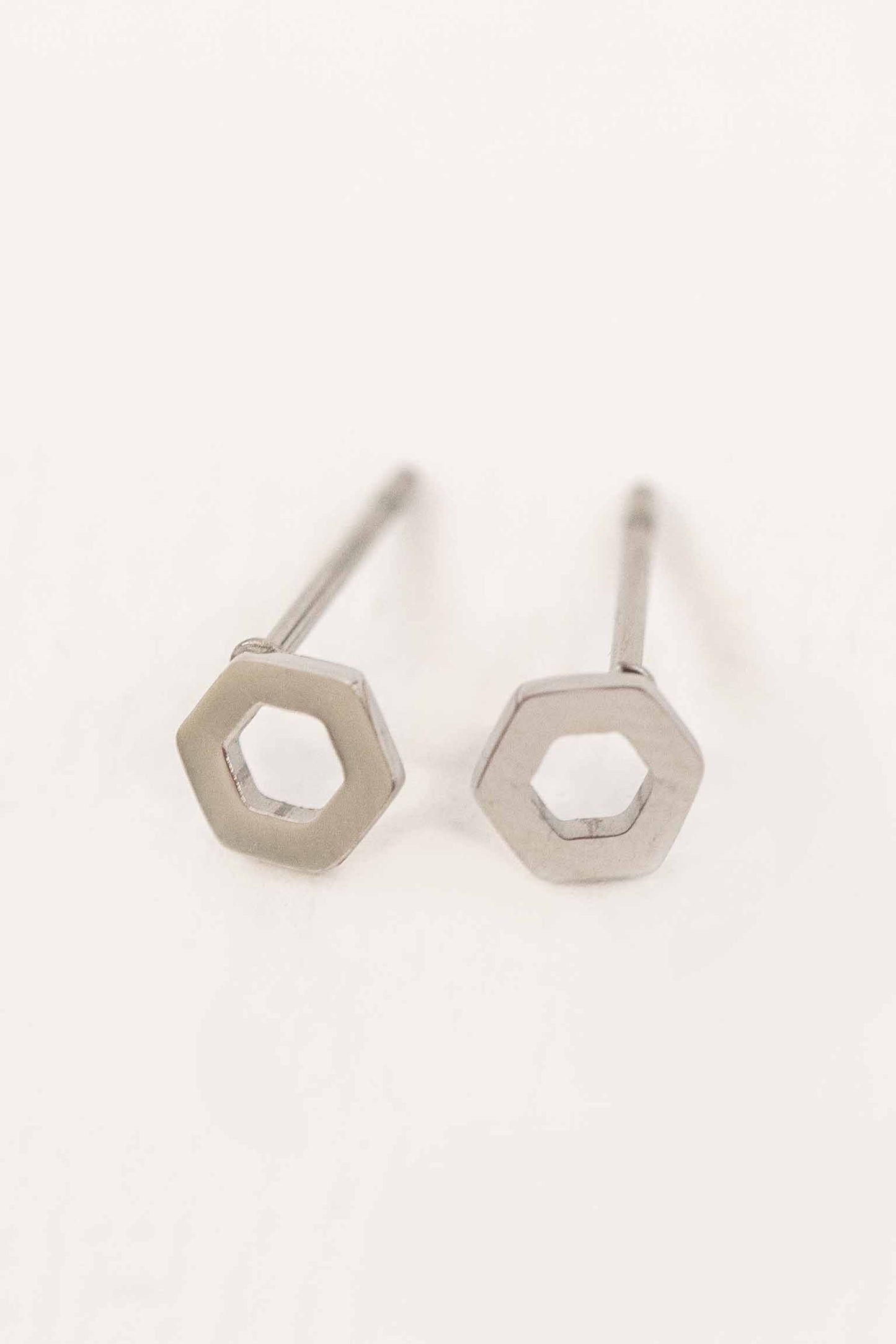 Hexagon Outline Stud Earrings | Silver