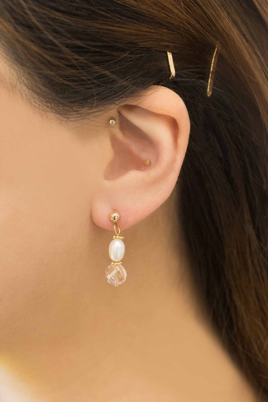 Zaina Pearl Earrings | Pink