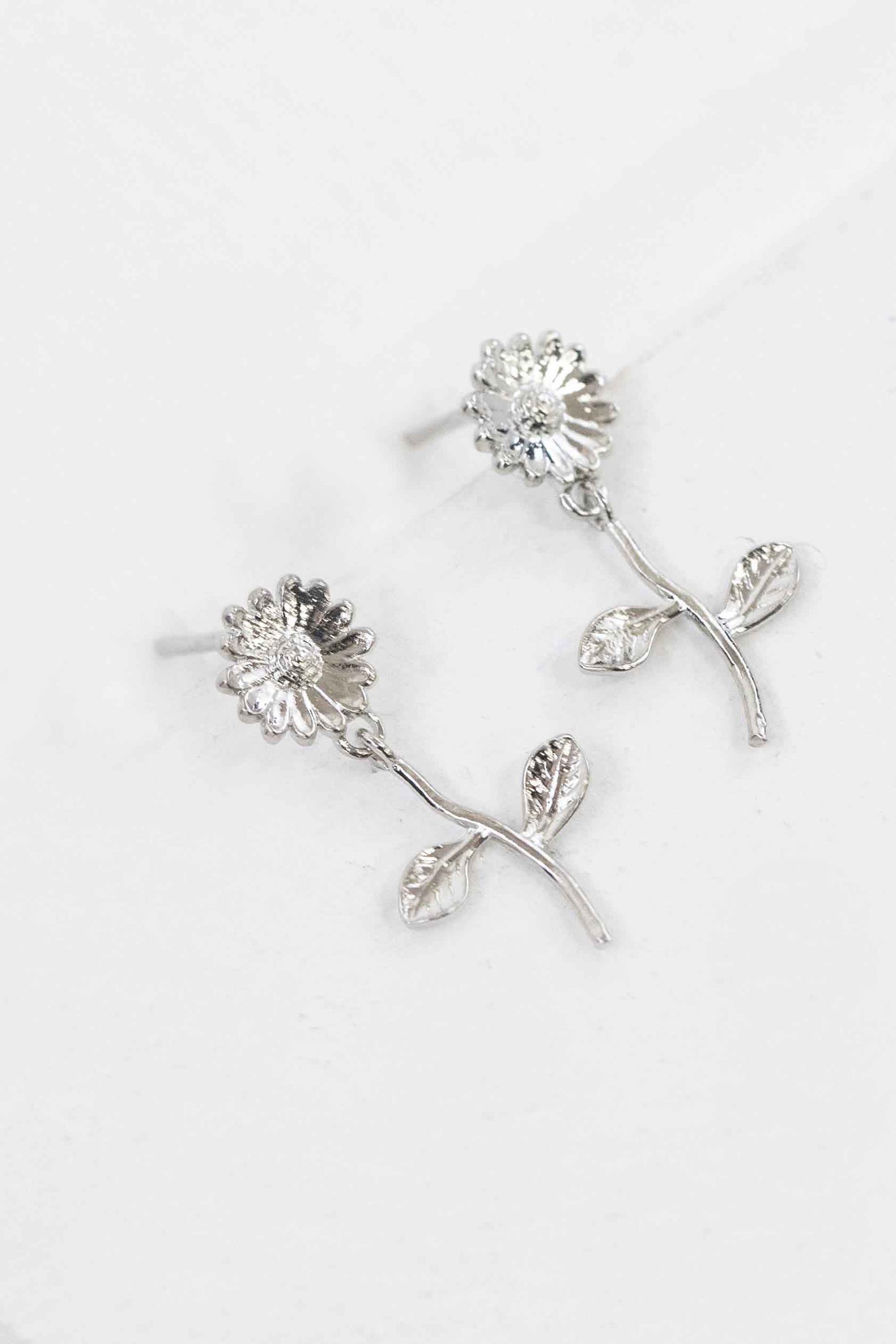 Sunflower Dangle Earrings | Silver