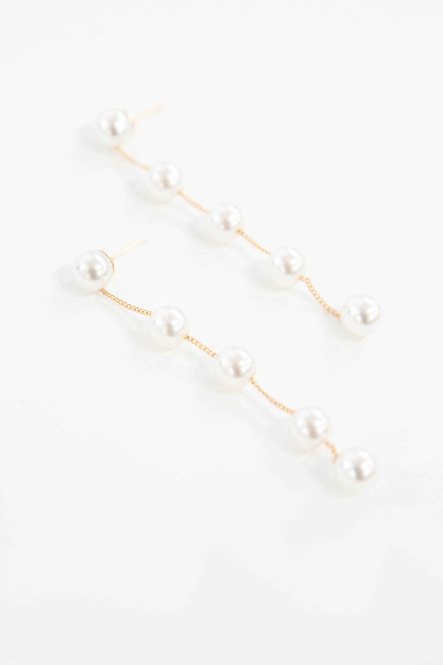 Classic Pearl Dangle Earrings