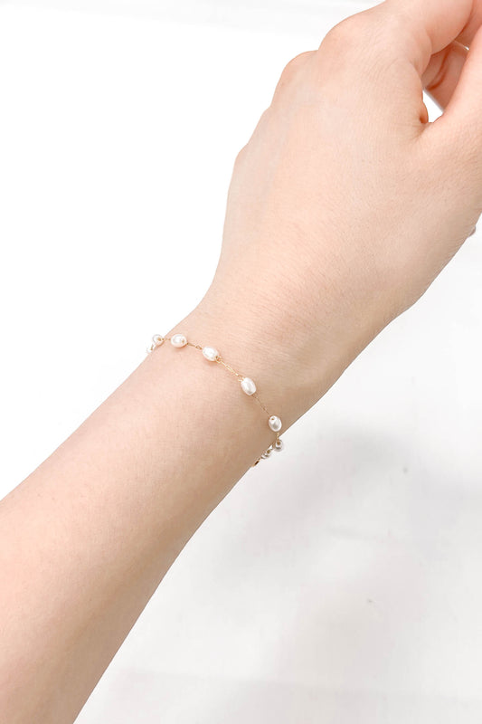 Oval Pearl Spaced Bracelet