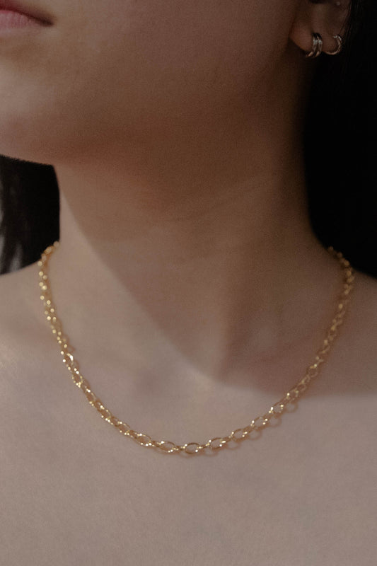 Base Chain Necklace | Gold