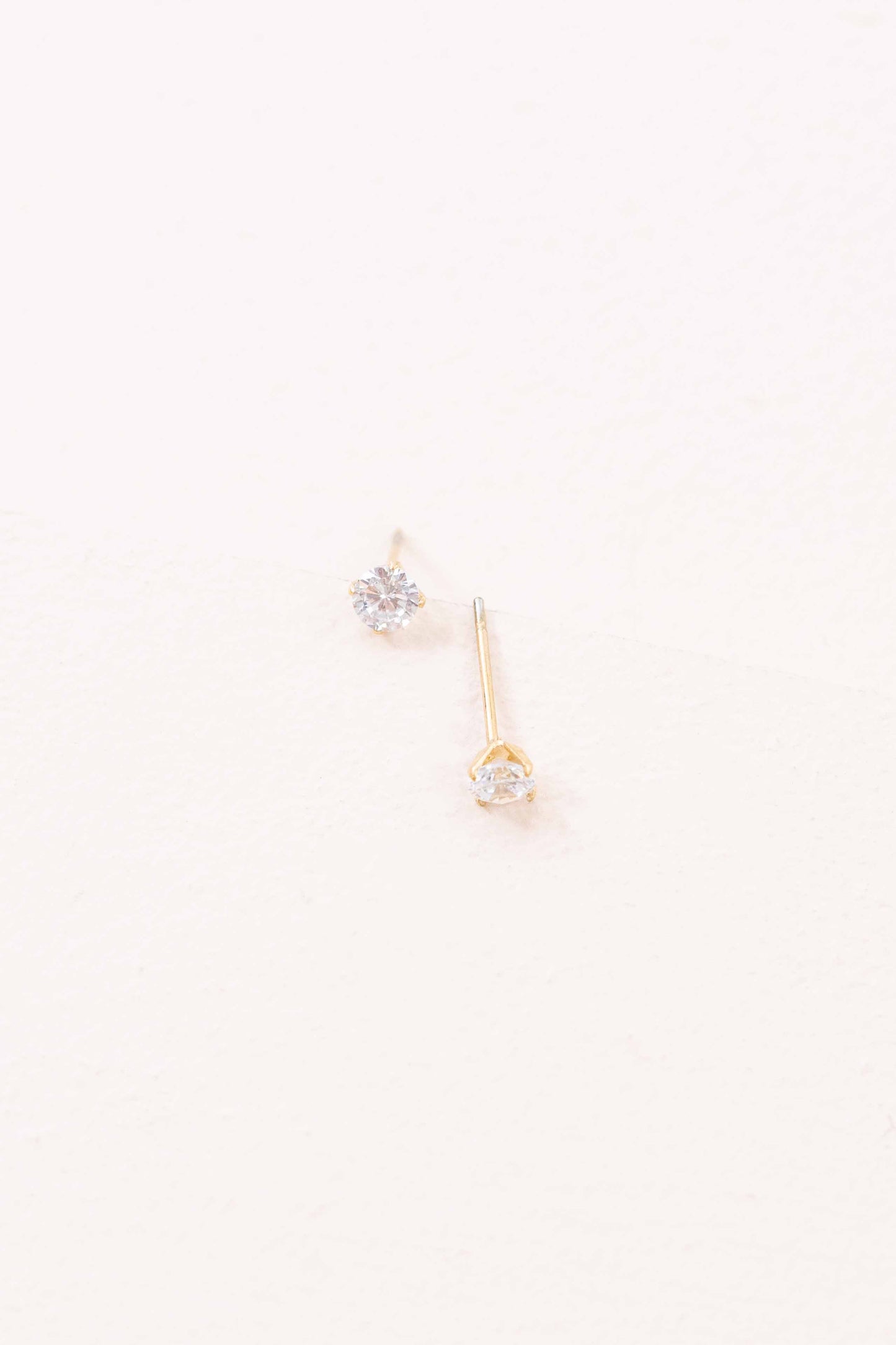 Single Stone Stud Earrings (14K)