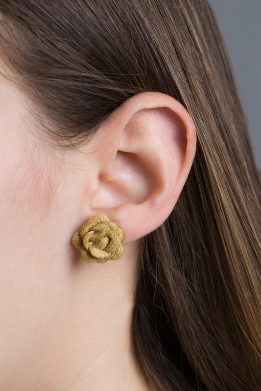 Lilou Flower Earrings | Mustard