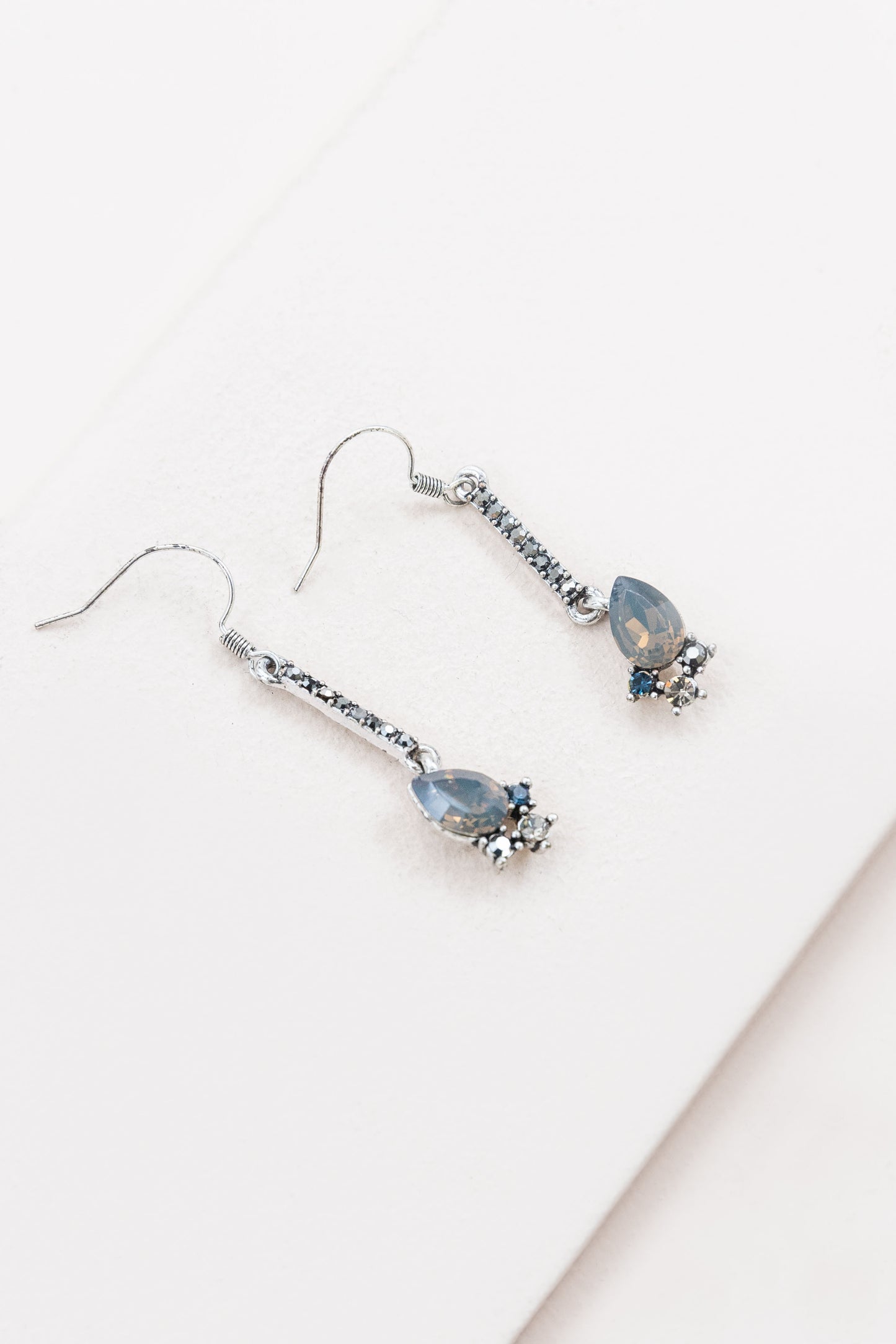 Talon Dangle Earrings | Silver