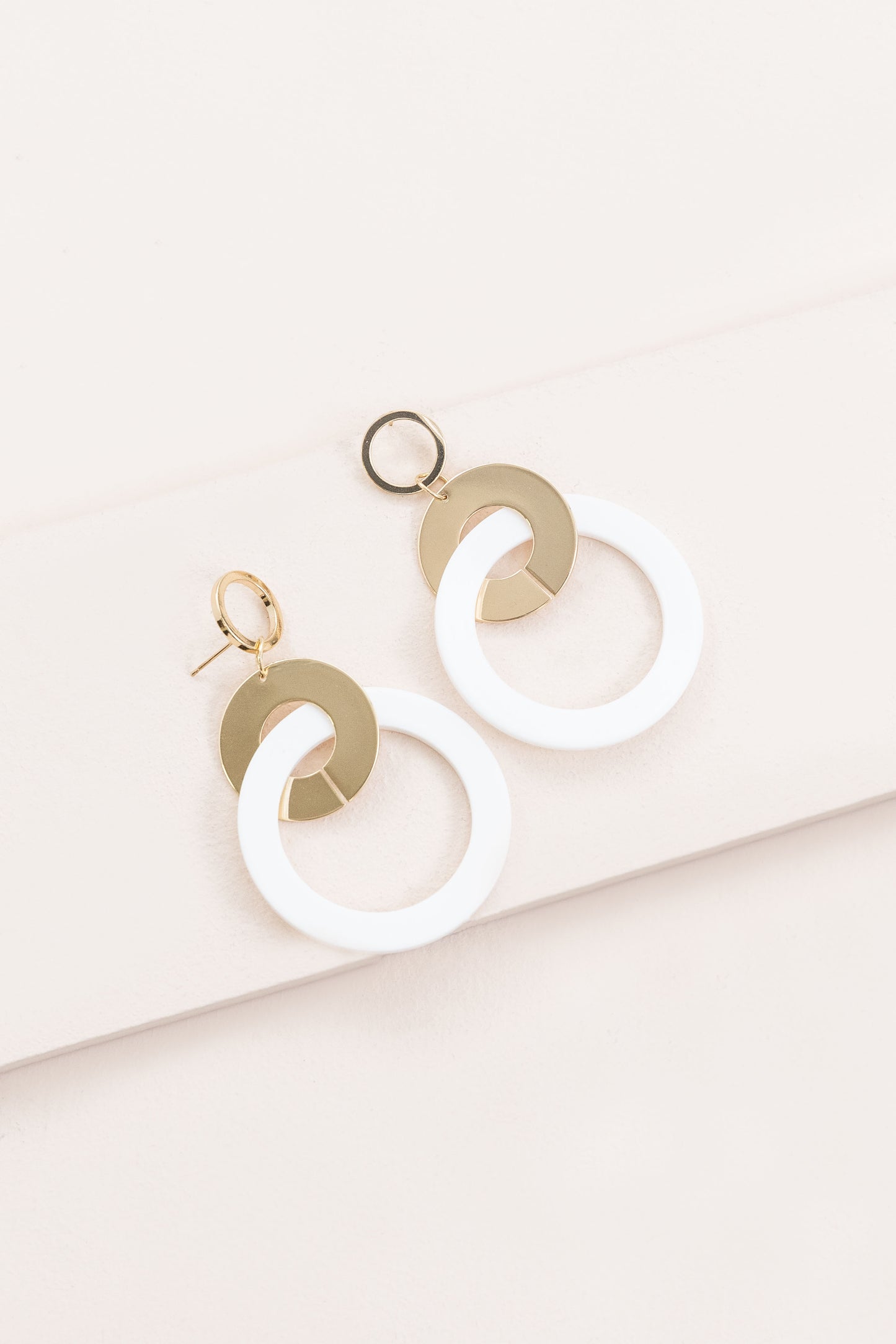 Color Pop Circle Earrings | White