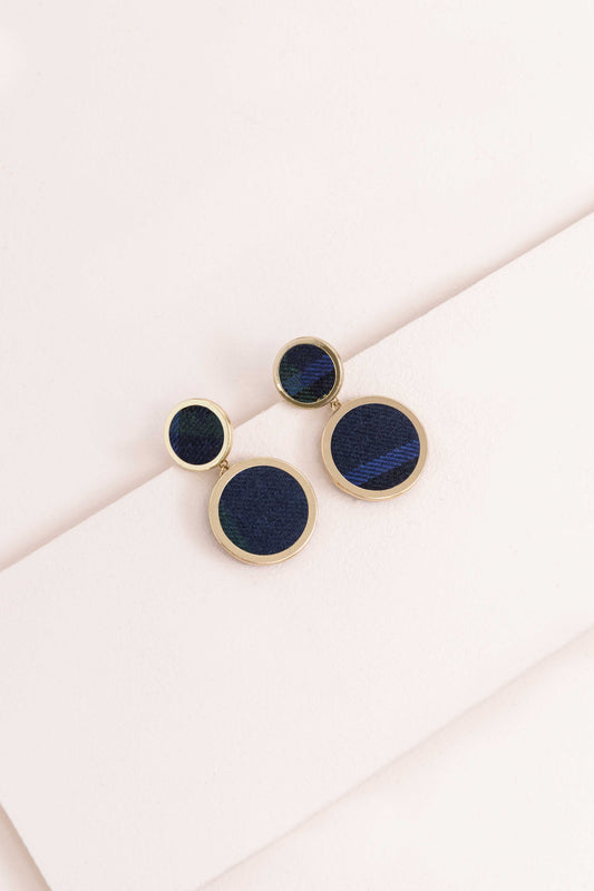 Going Places Circle Drop Earrings | Plaid (14K)