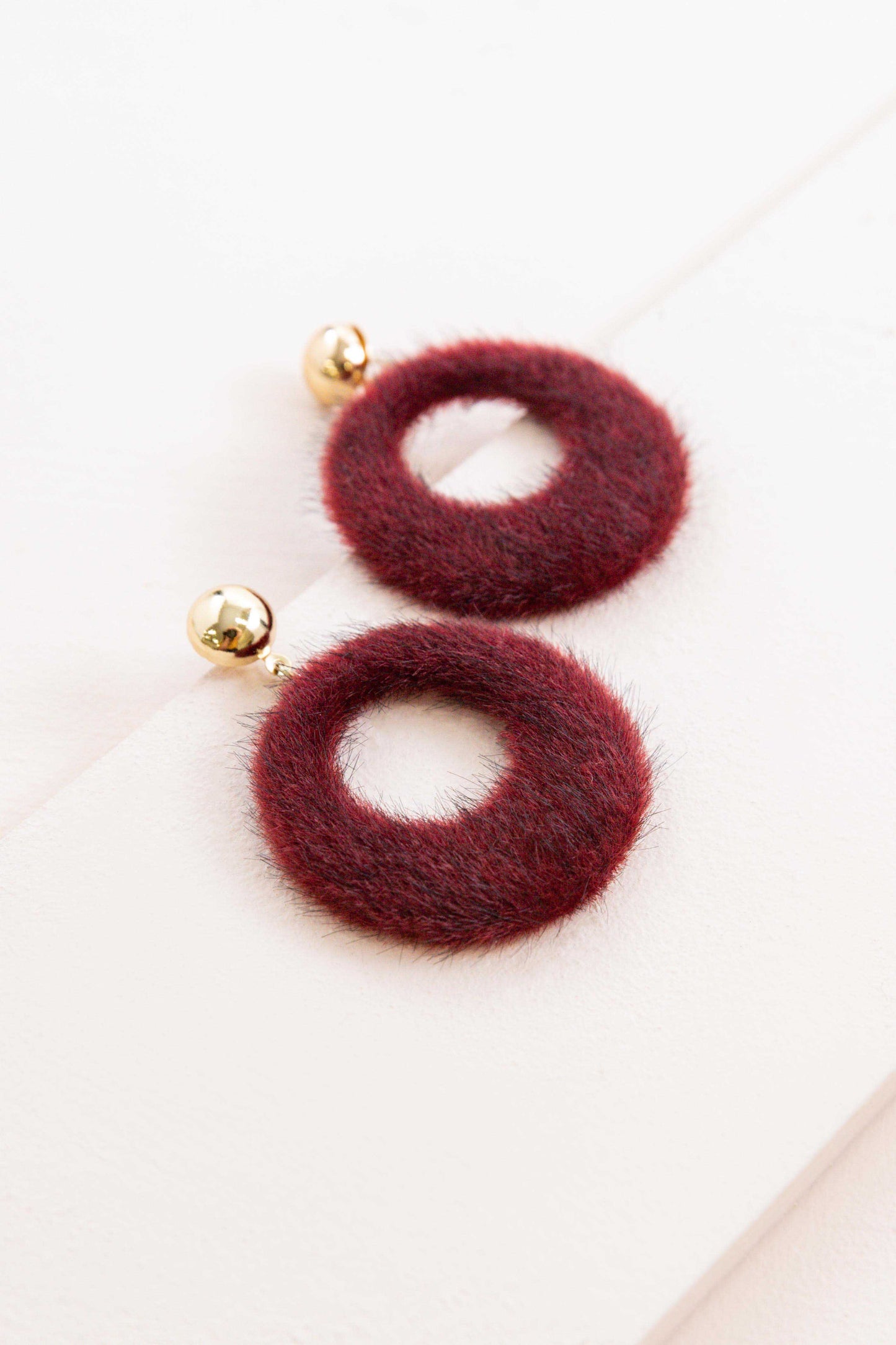 Fuzzy Mod Circle Earrings | Burgundy (14K)