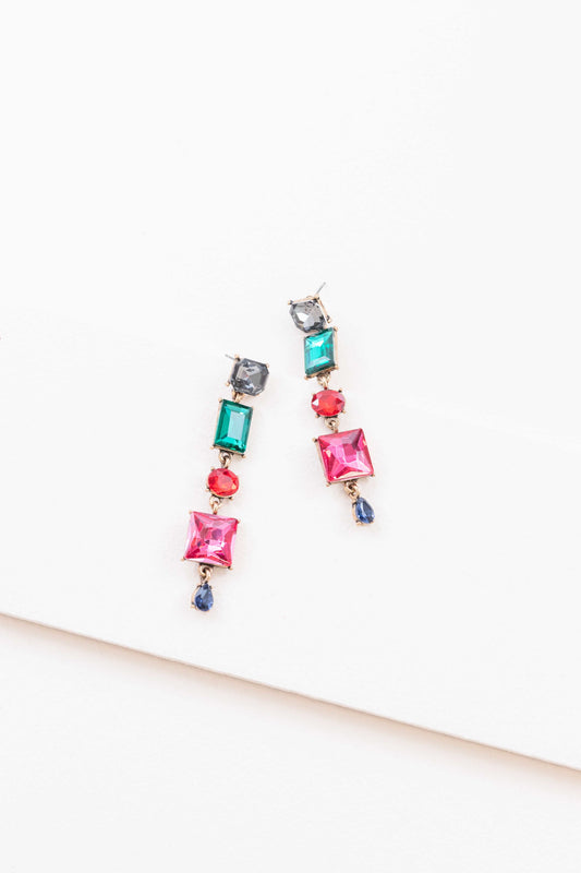 True Elegance Dangle Earrings | Magenta