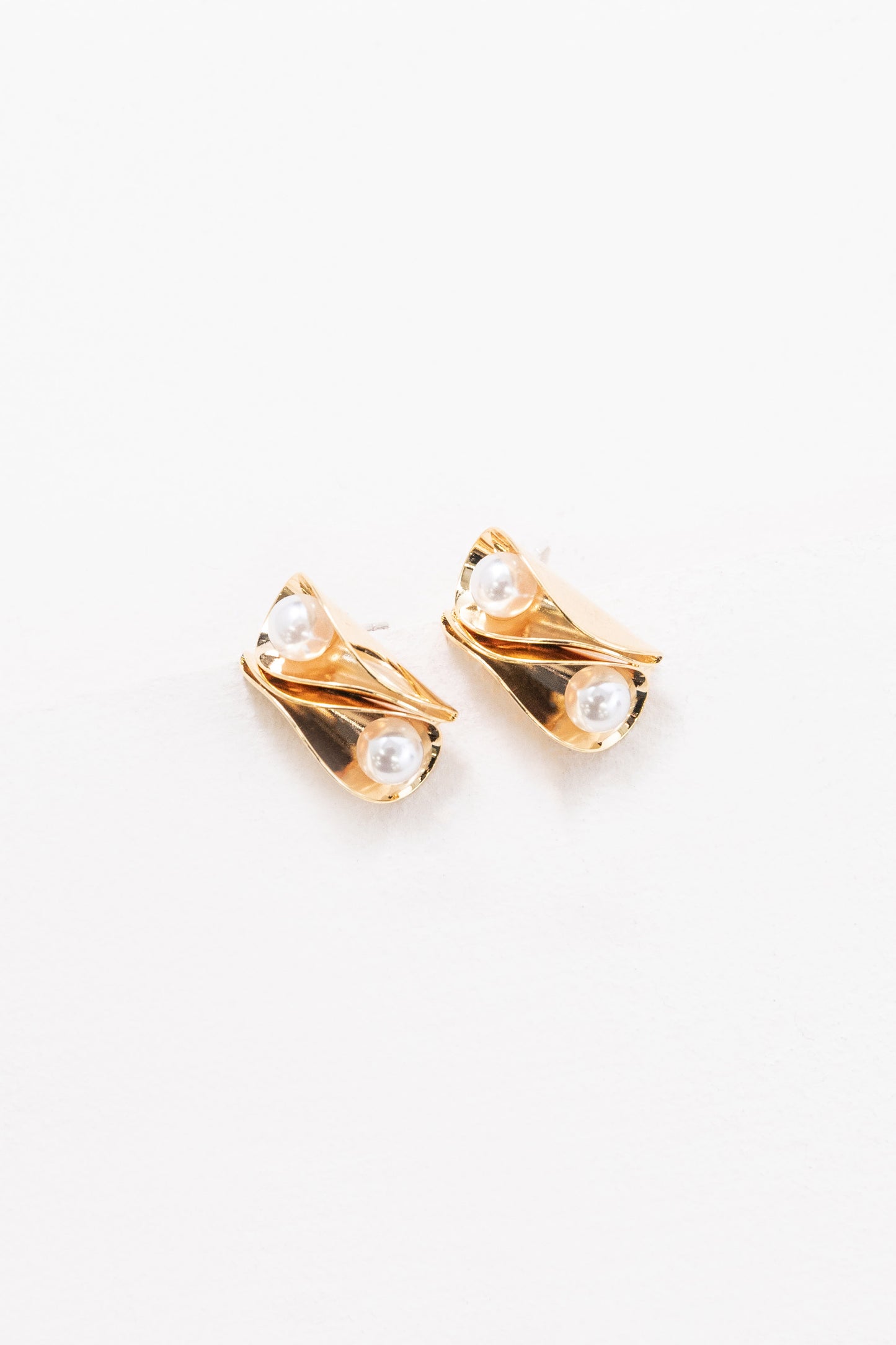 Folded Pearl Post Earrings