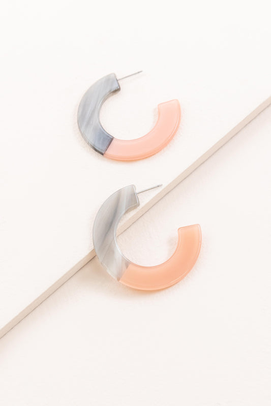 Ikuyo Resin Hoop Earrings | Salmon