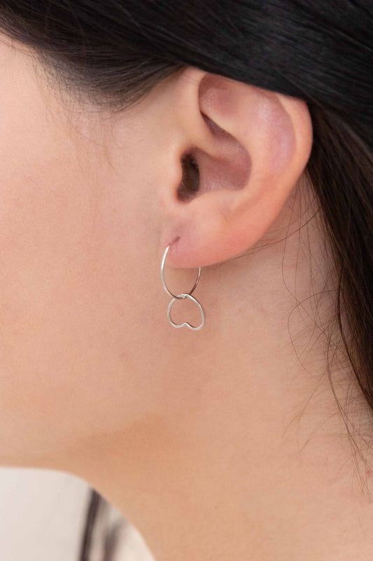 Mini Hoop Wire Earrings | Heart (sterl.)