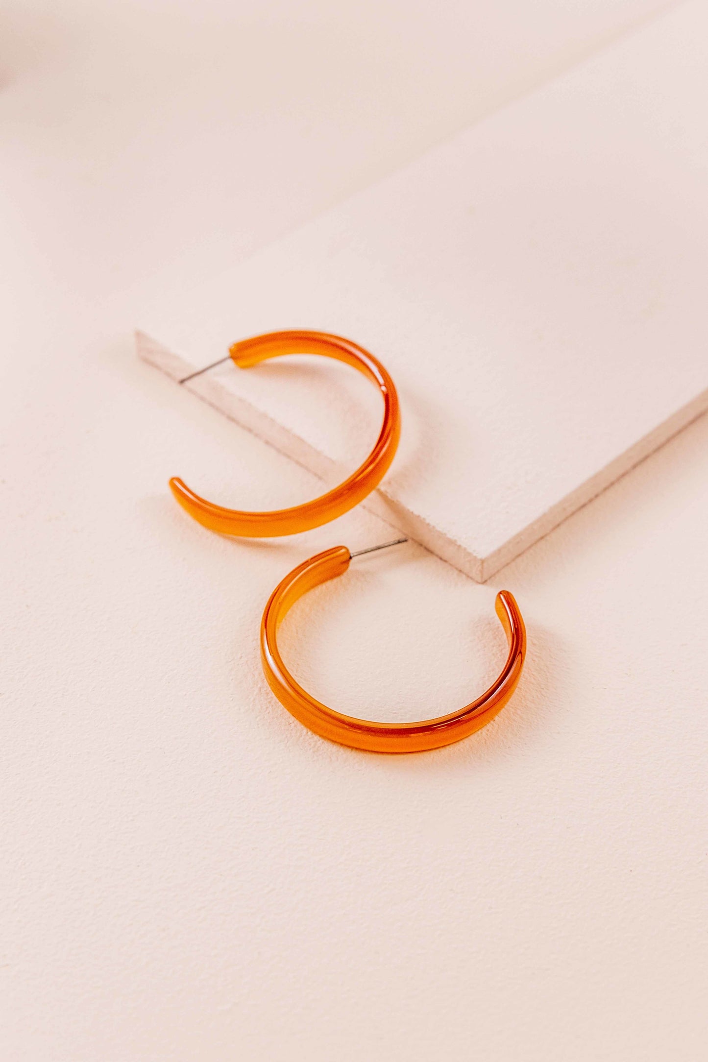Simplistic Hoop Earrings | Amber