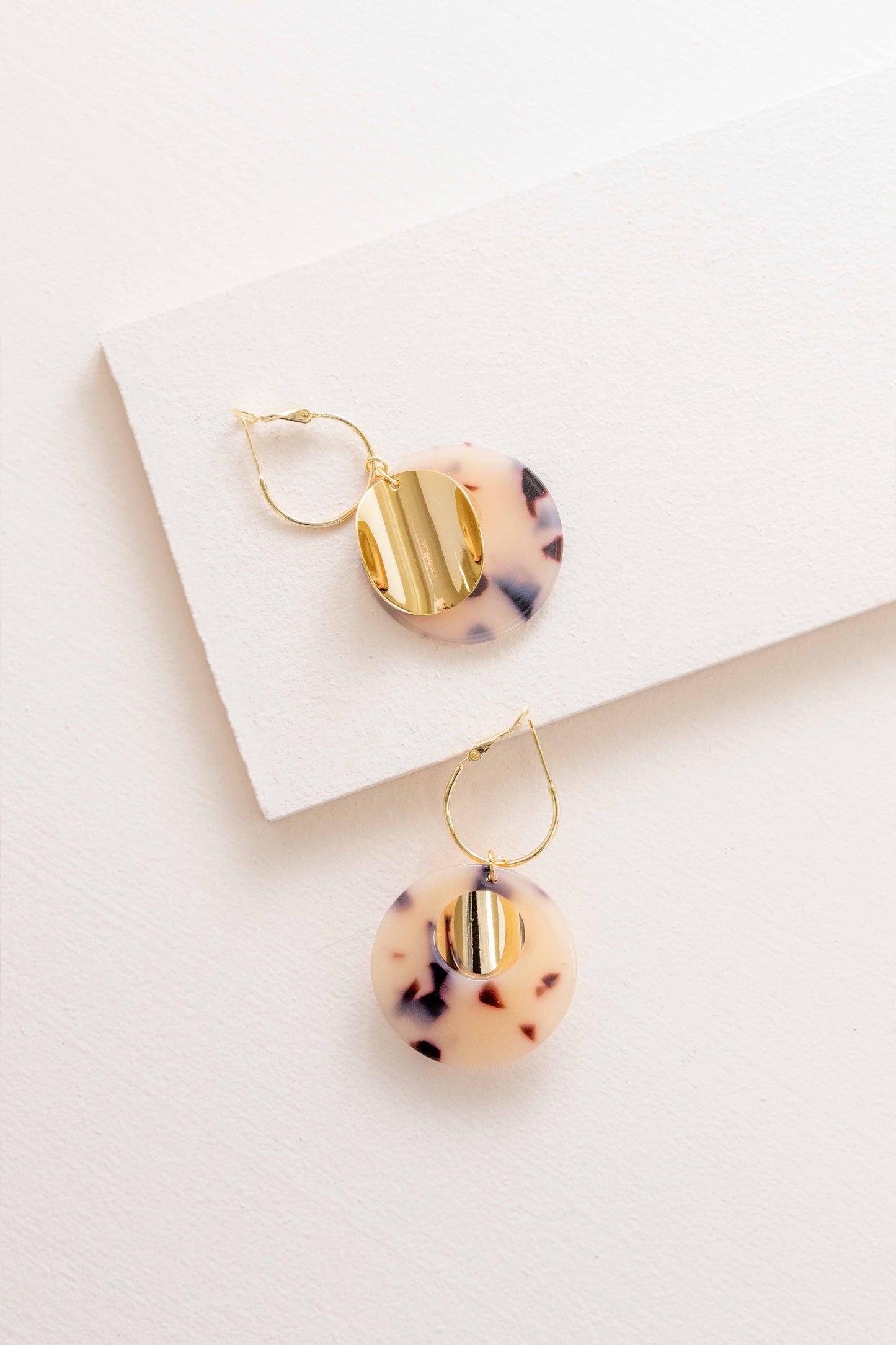 Golden Tortoise Hoop Earrings (14K)