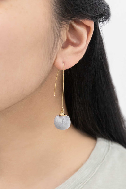 Makena Threader Earrings | Gray