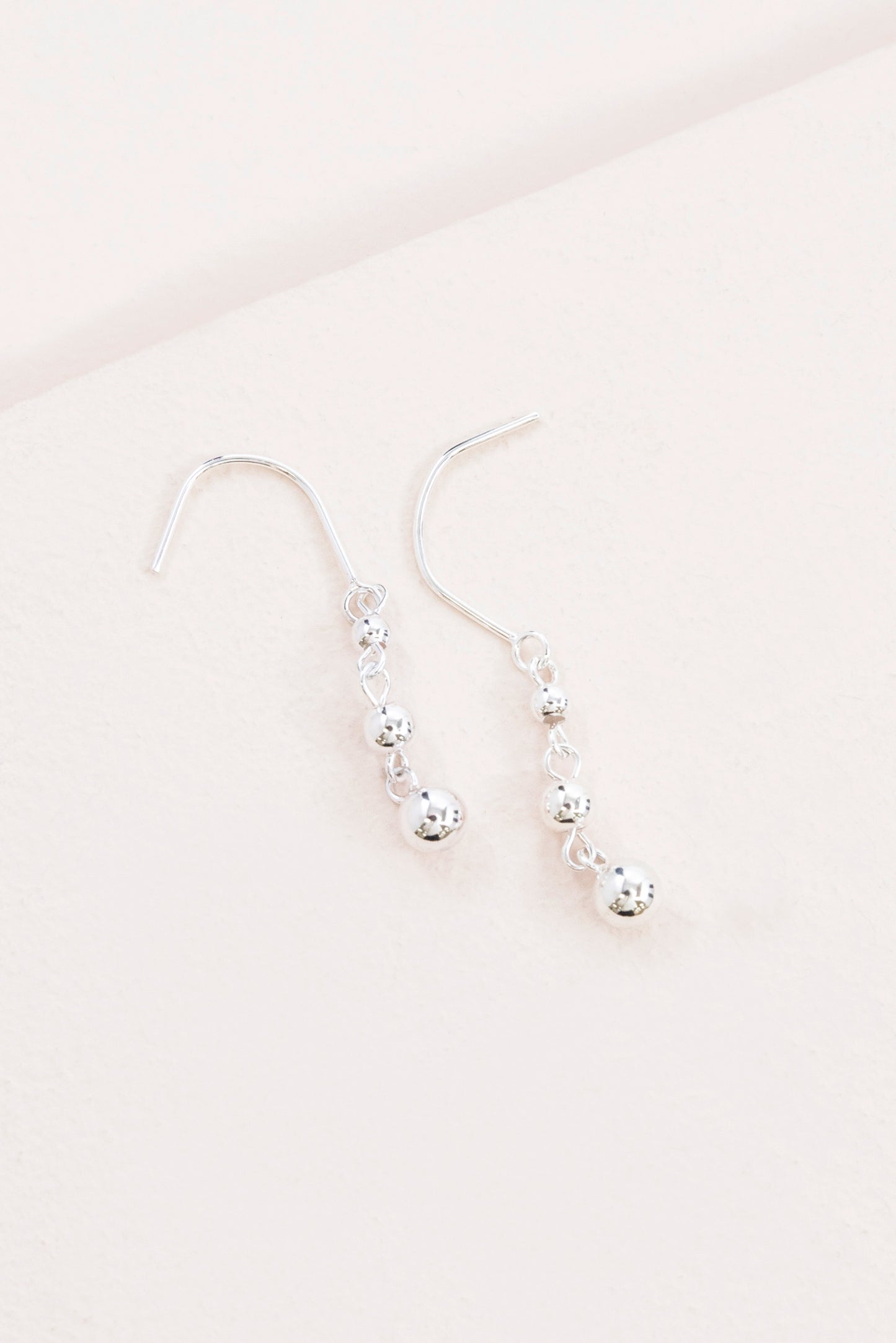 Stuck in Time Hook Earrings (sterl.)