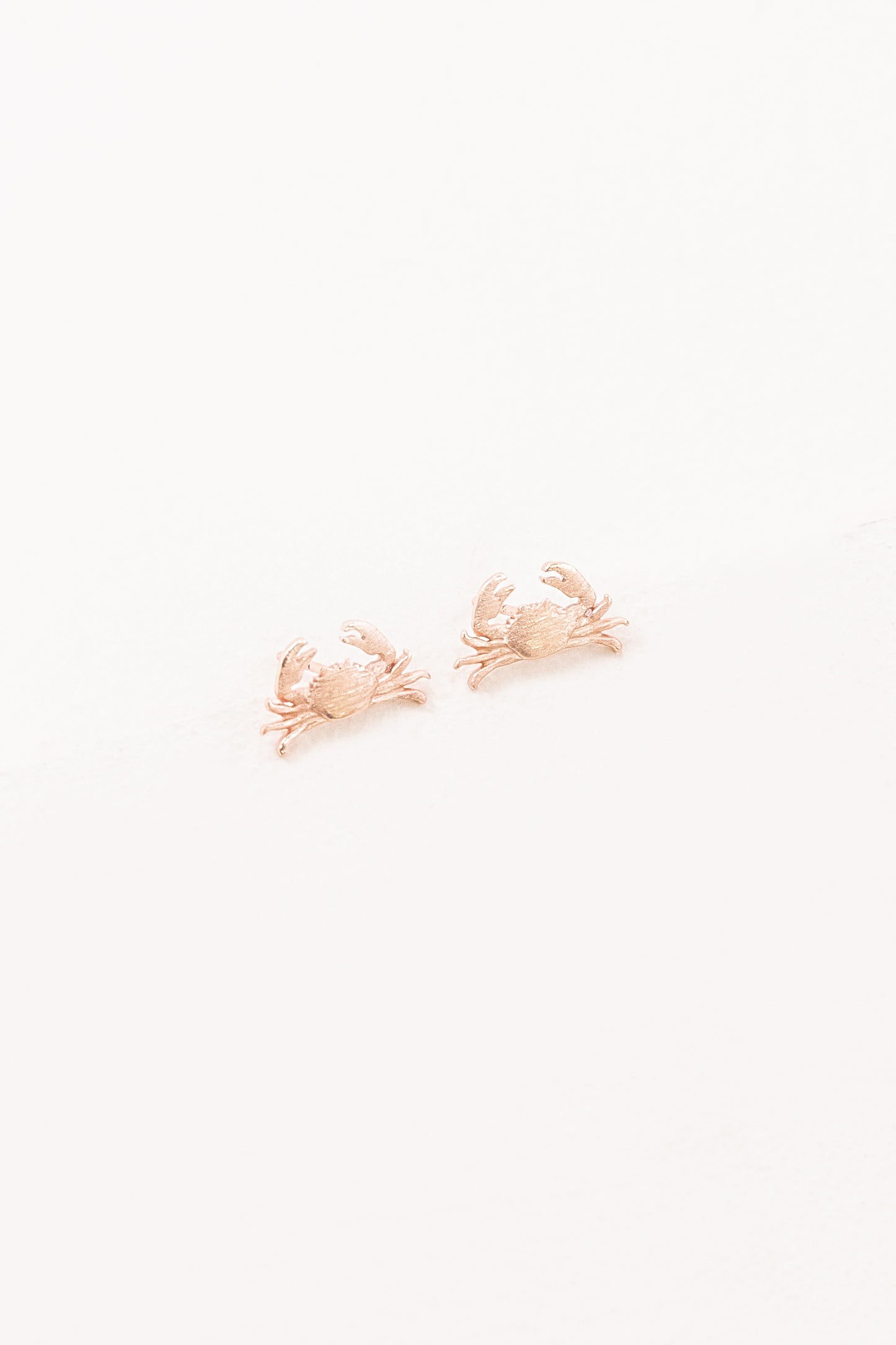 Maryland Crab Earrings (18K & 24K Gold)