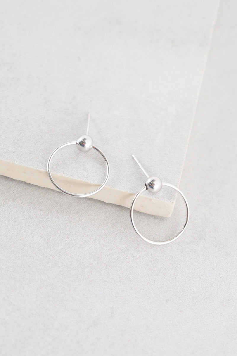 Round Orbit Post Earrings (sterl.)