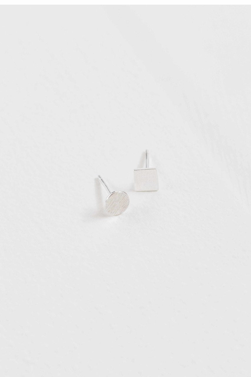 Square to Circle Mismatched Earrings | Silver (sterl.)