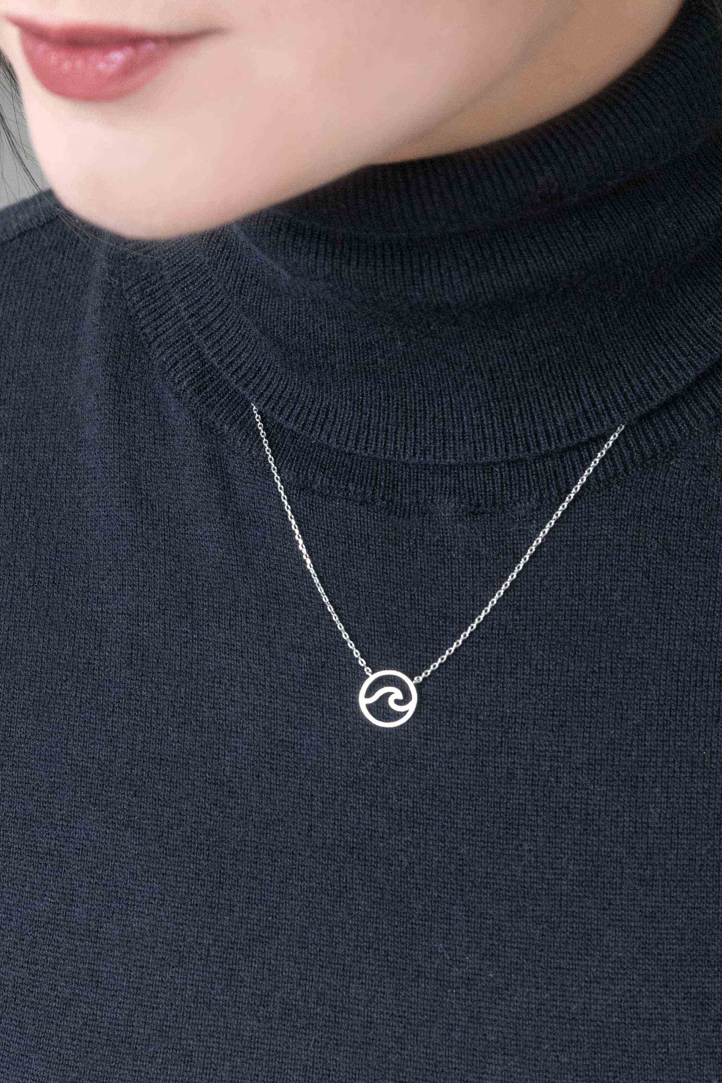Wave Rider Necklace | Silver