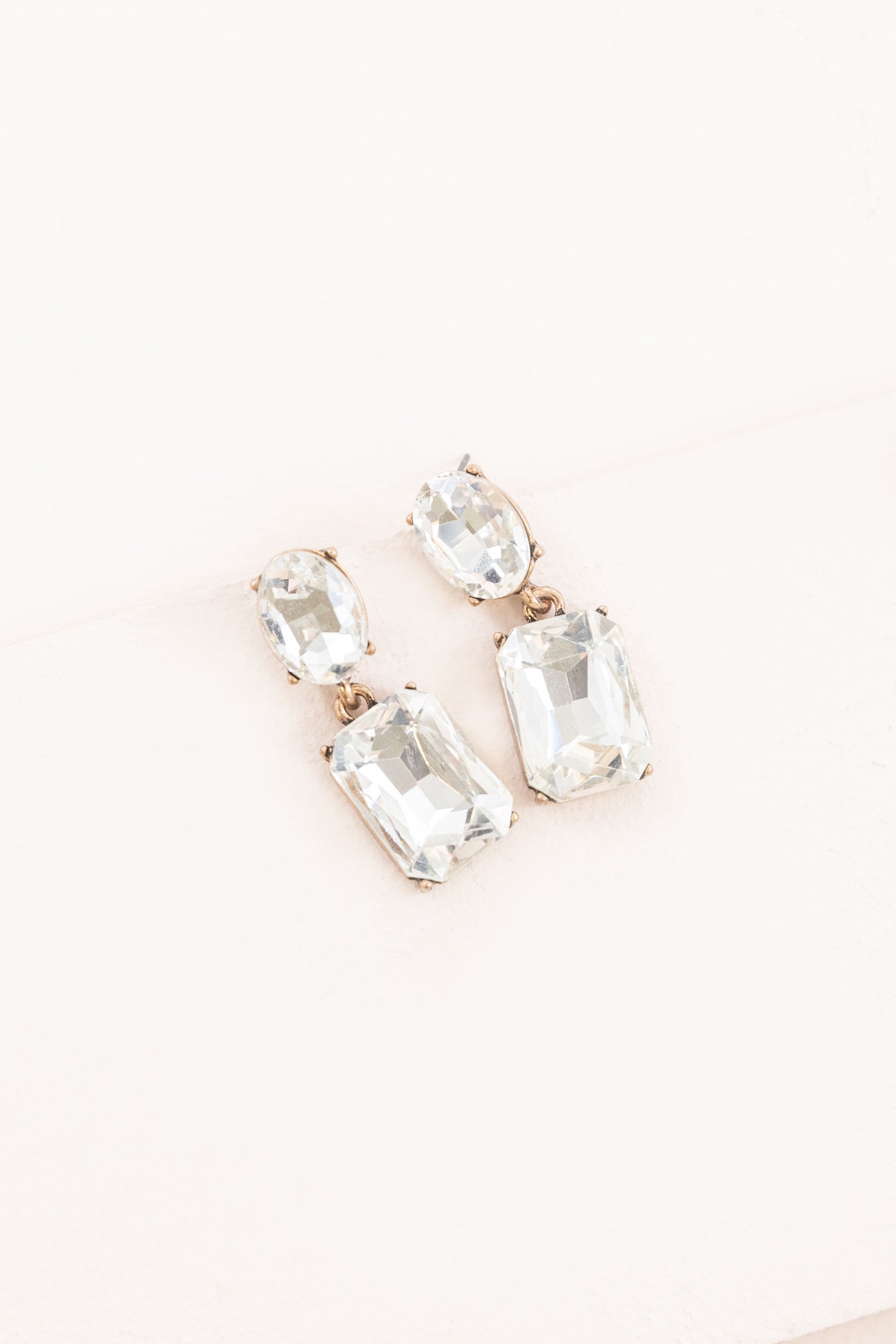 Loria Earrings | Crystal