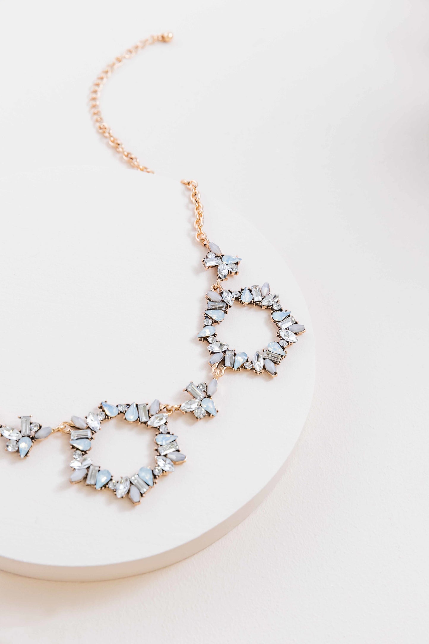 Captivating Circle Stone Necklace | Crystal Clear