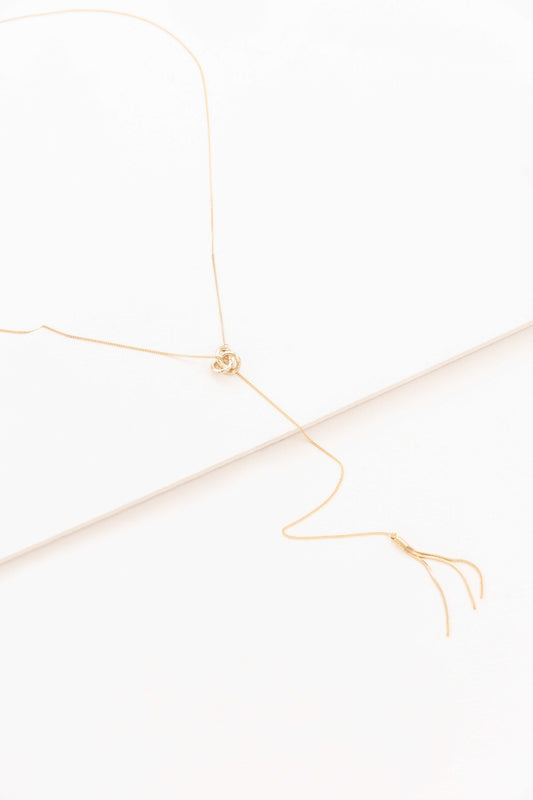 Pirouette Pull Necklace