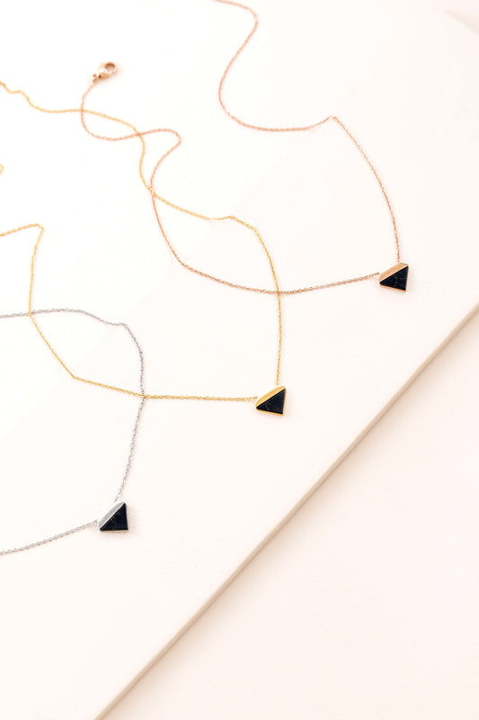 Trigon Stone Necklace | Black (14K)