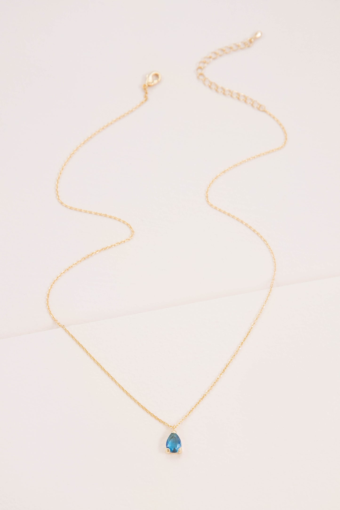 Ombre Stone Tear Necklace