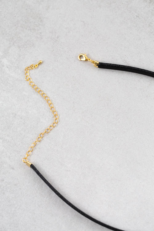 Leather Choker | Cairo
