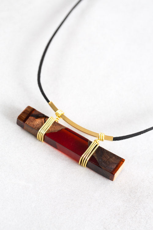 Auburn Wood Necklace