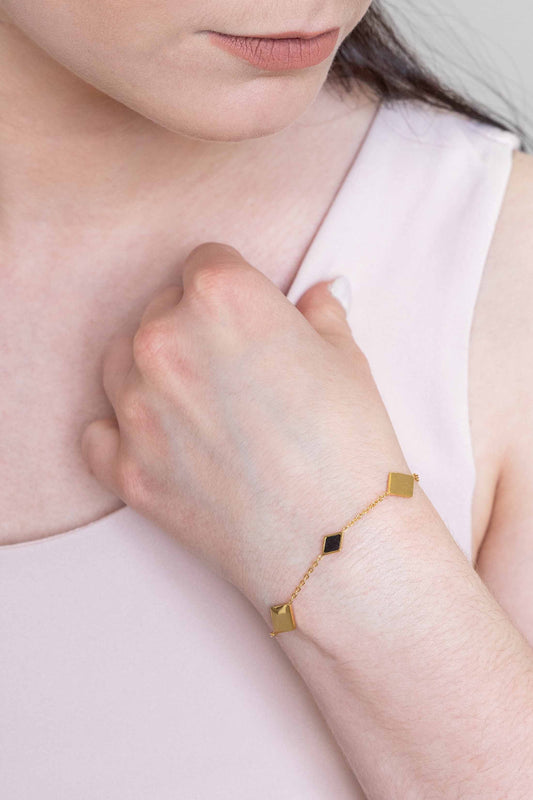 Looking Sharp Diamond Bracelet (18K)