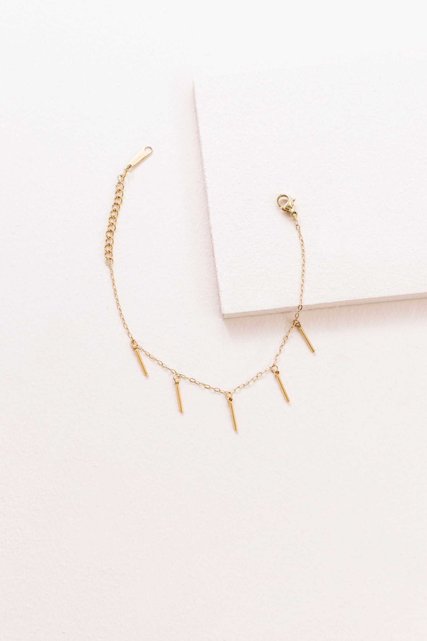 Golden Tassel Bracelet (14K)