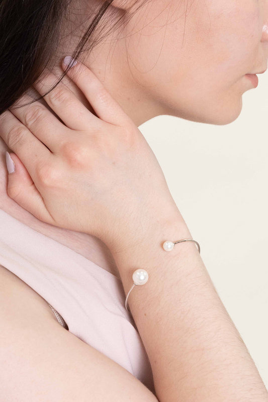 Asymmetrical Pearl Cuff