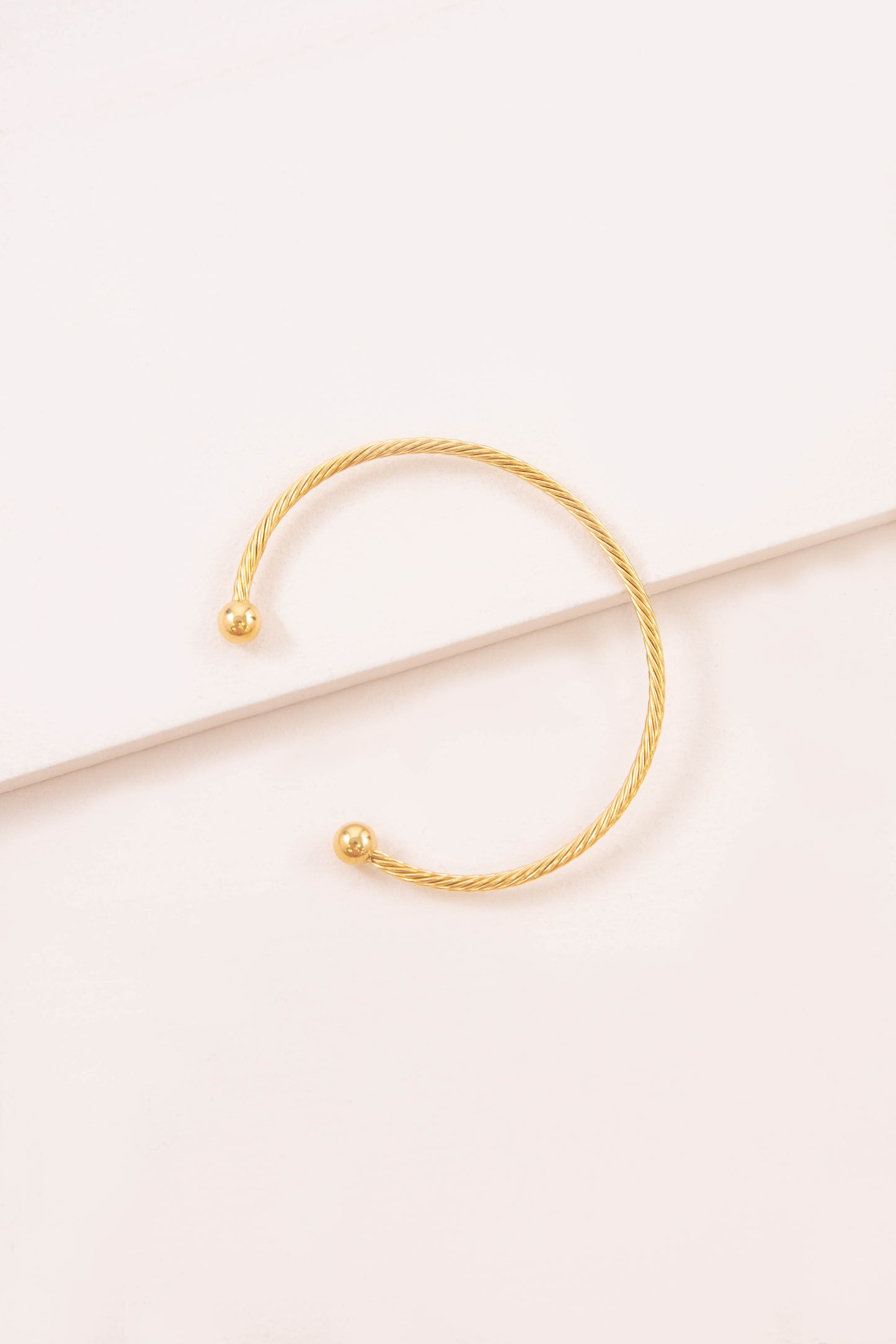 Solemn Cuff Bracelet | Gold