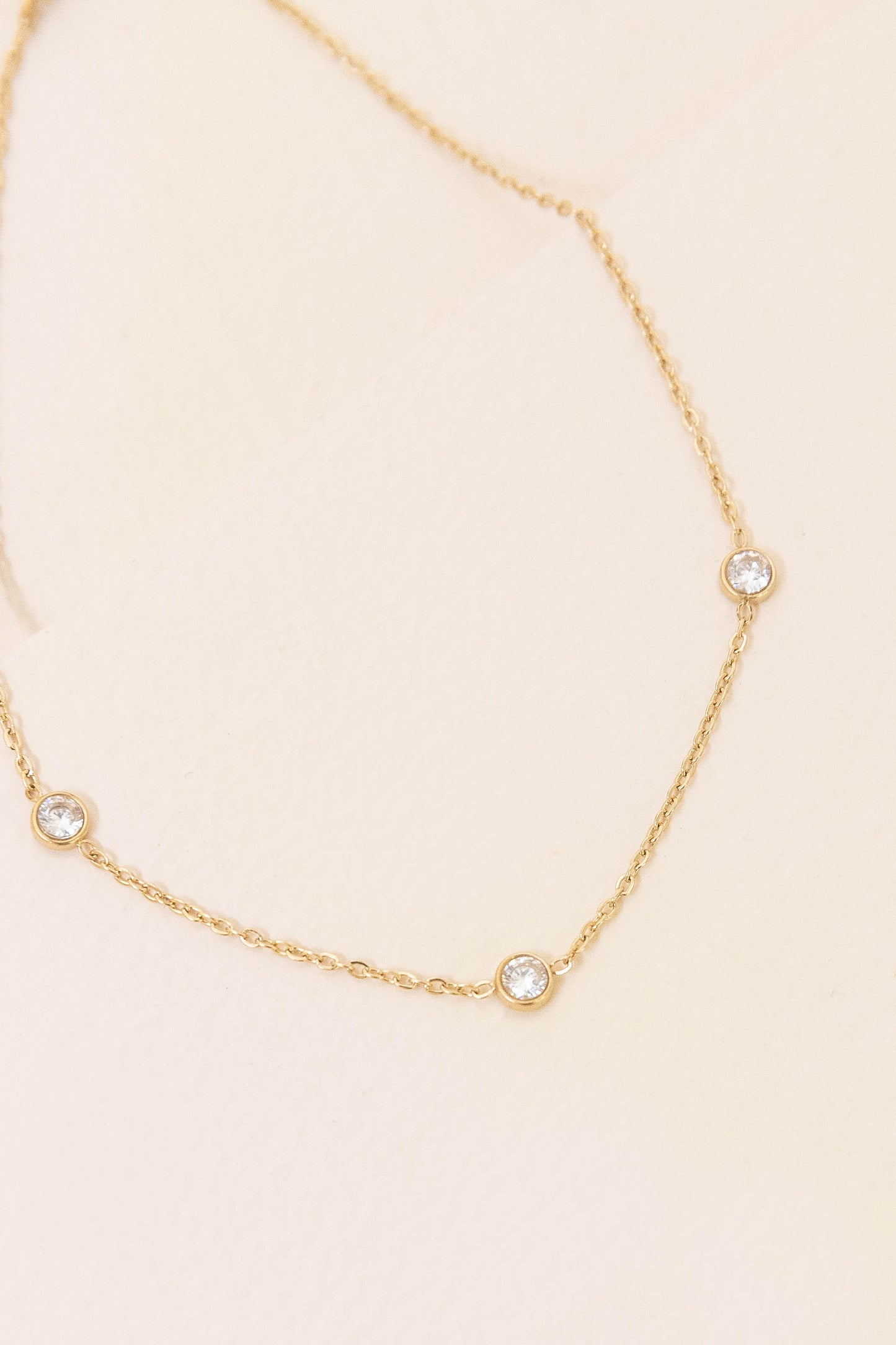 Minimal Circle Rhinestone Anklet