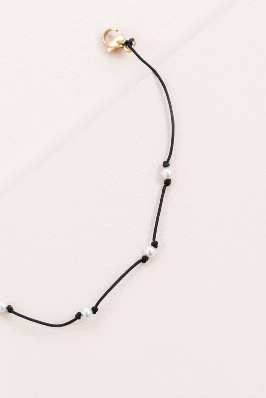 Clutch My Pearls Anklet