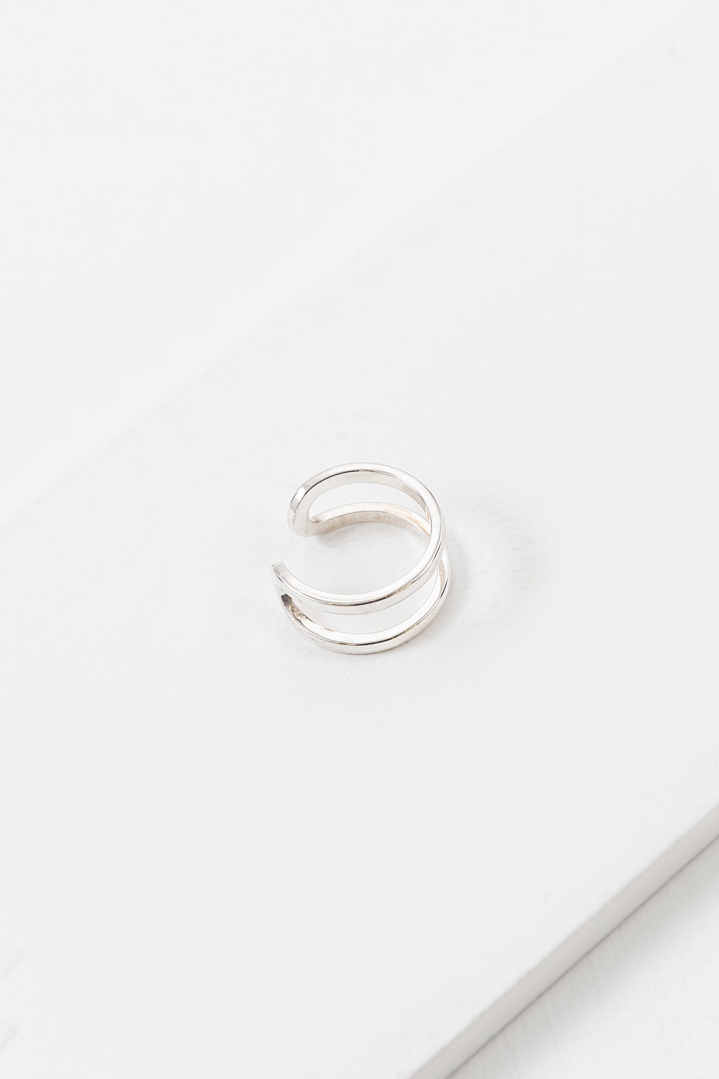Lateral Ring