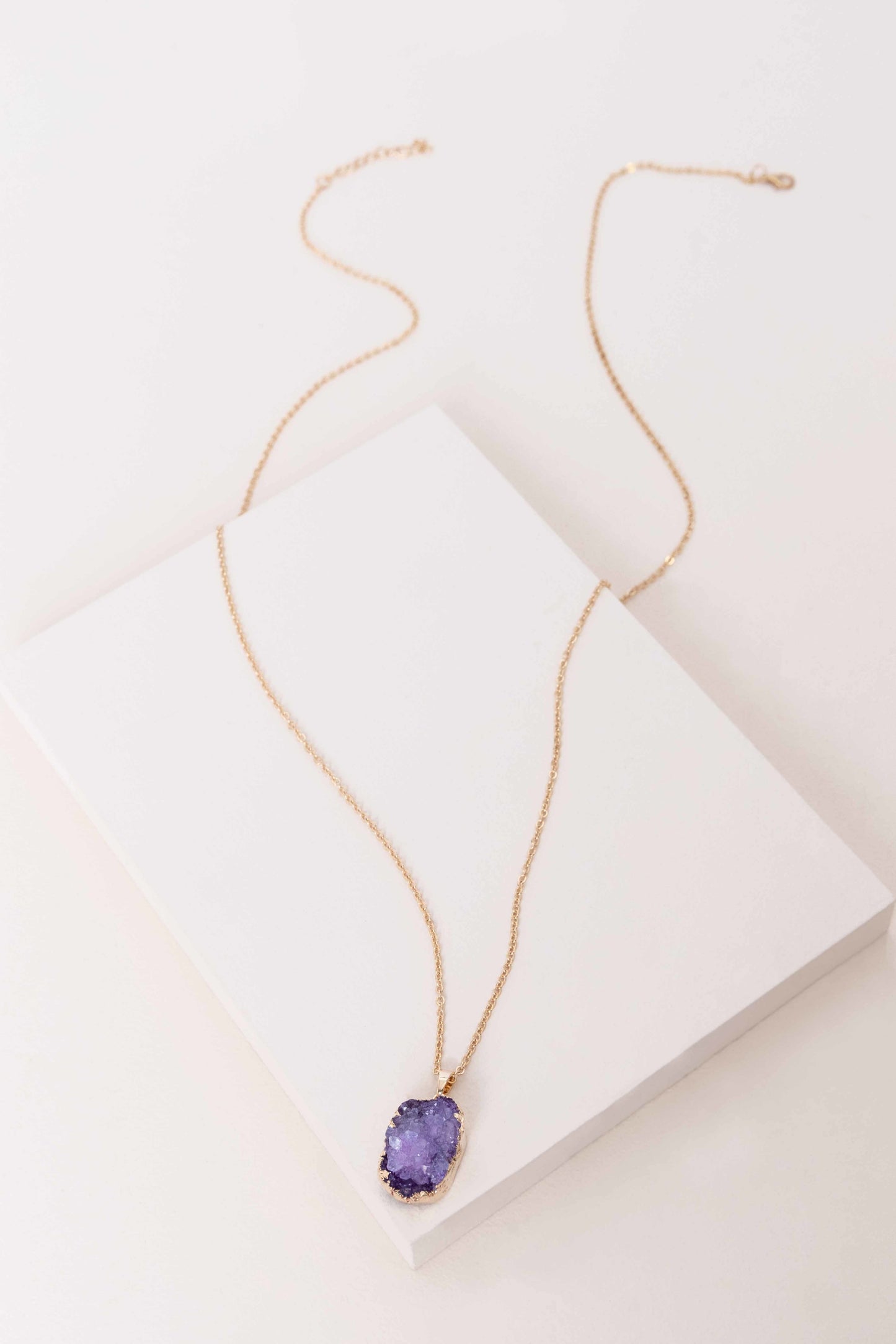 Edgy Amethyst Set (8 pieces)