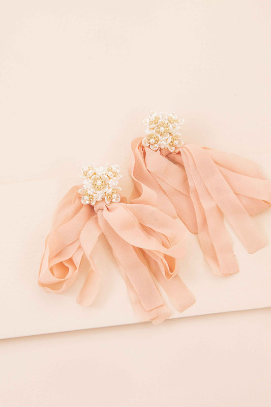 Chasse Dangle Earrings | Blush