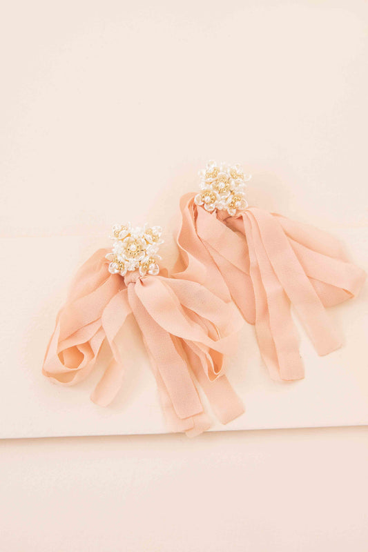 Chasse Dangle Earrings | Blush