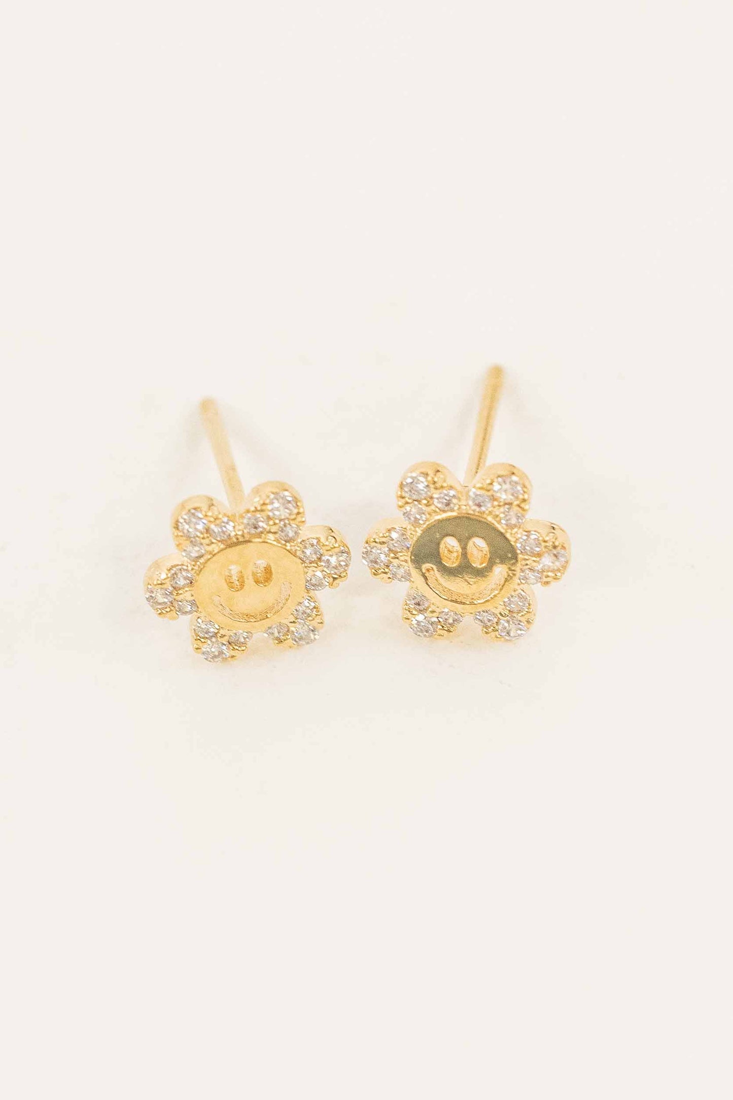 Smiley Flowers Stud Earrings | Gold