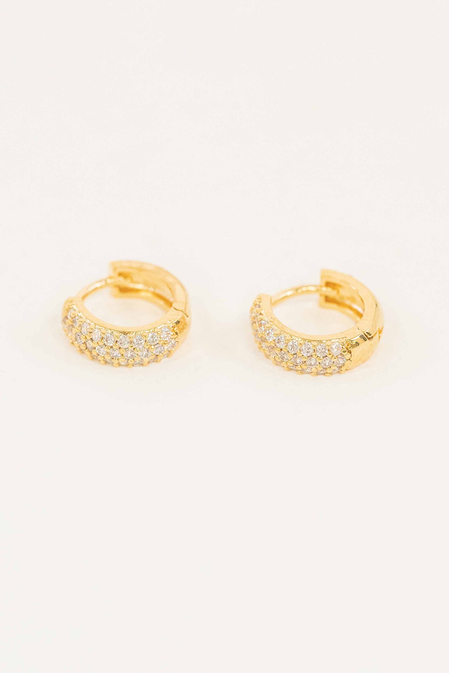 Luxe Huggie Hoop Earrings | Gold