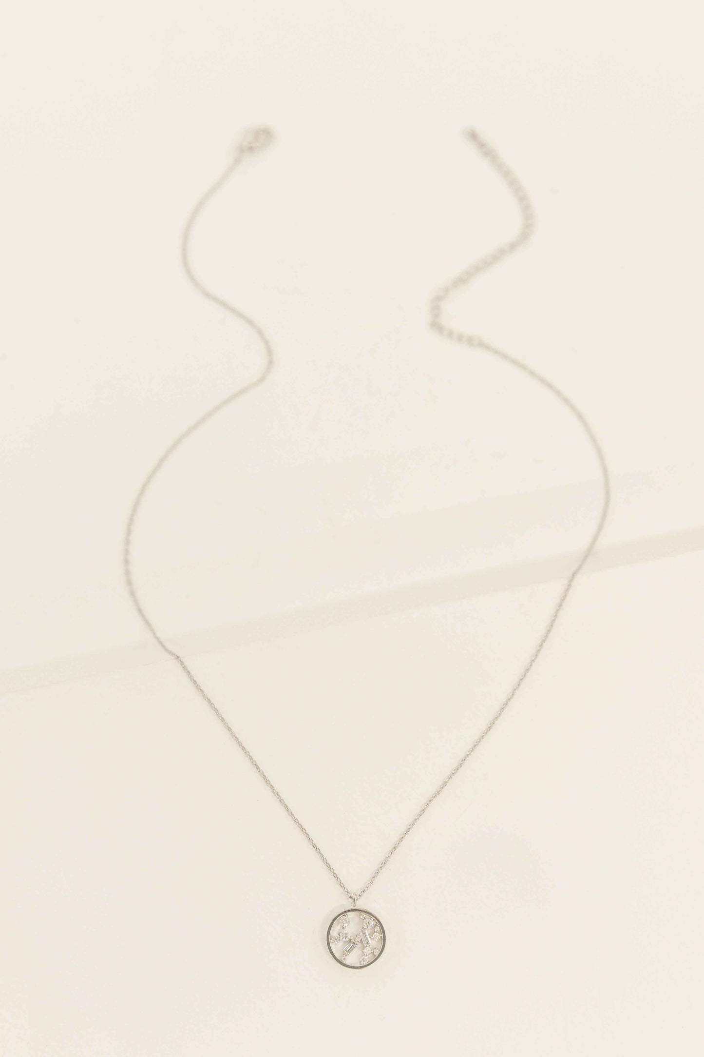 Circle Stone Necklace | Silver