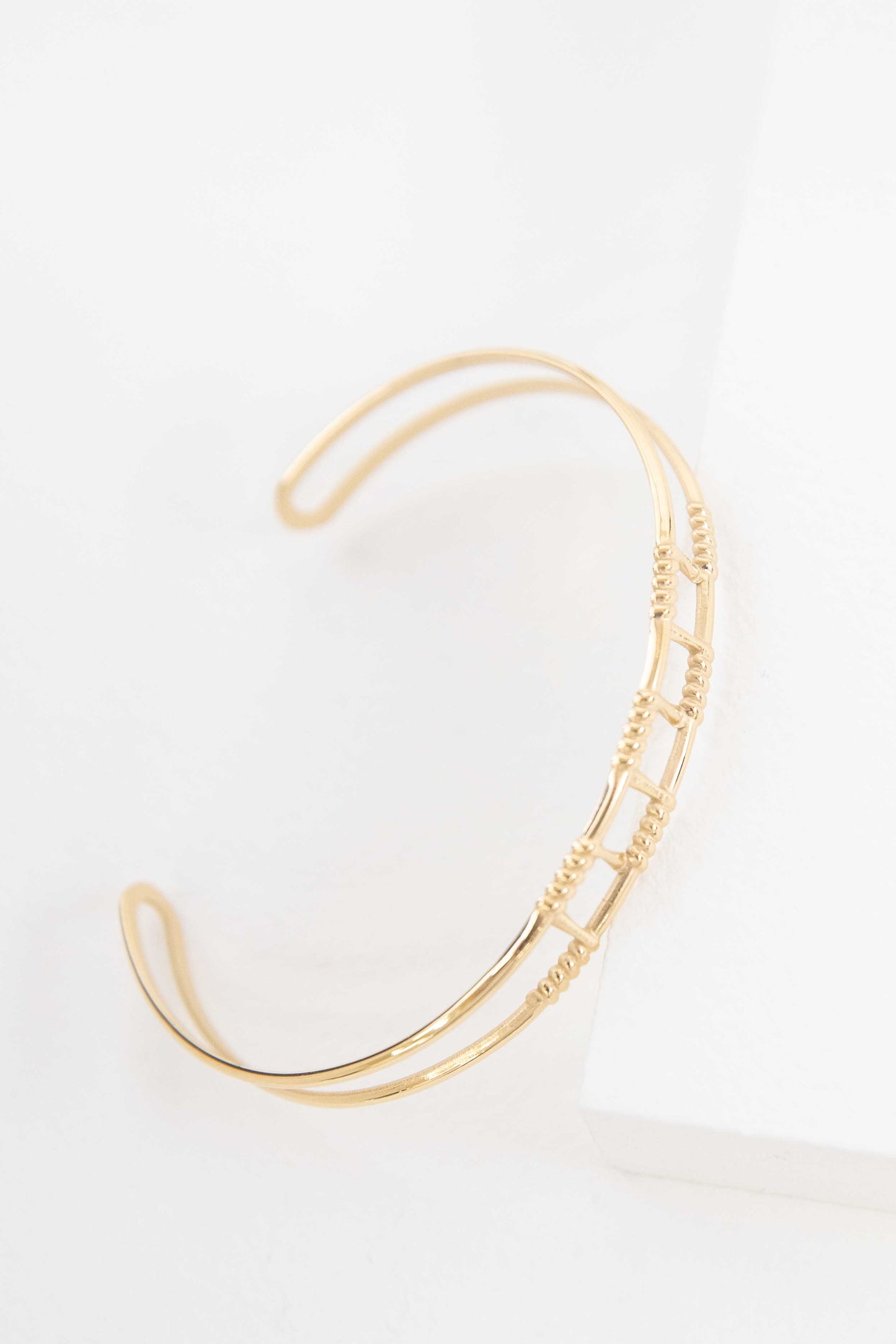 Wired Cuff Bracelet | Gold