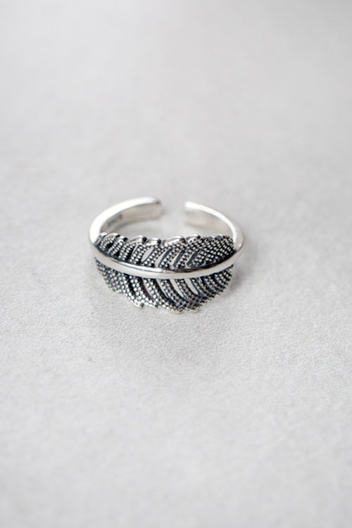 Feather Ring