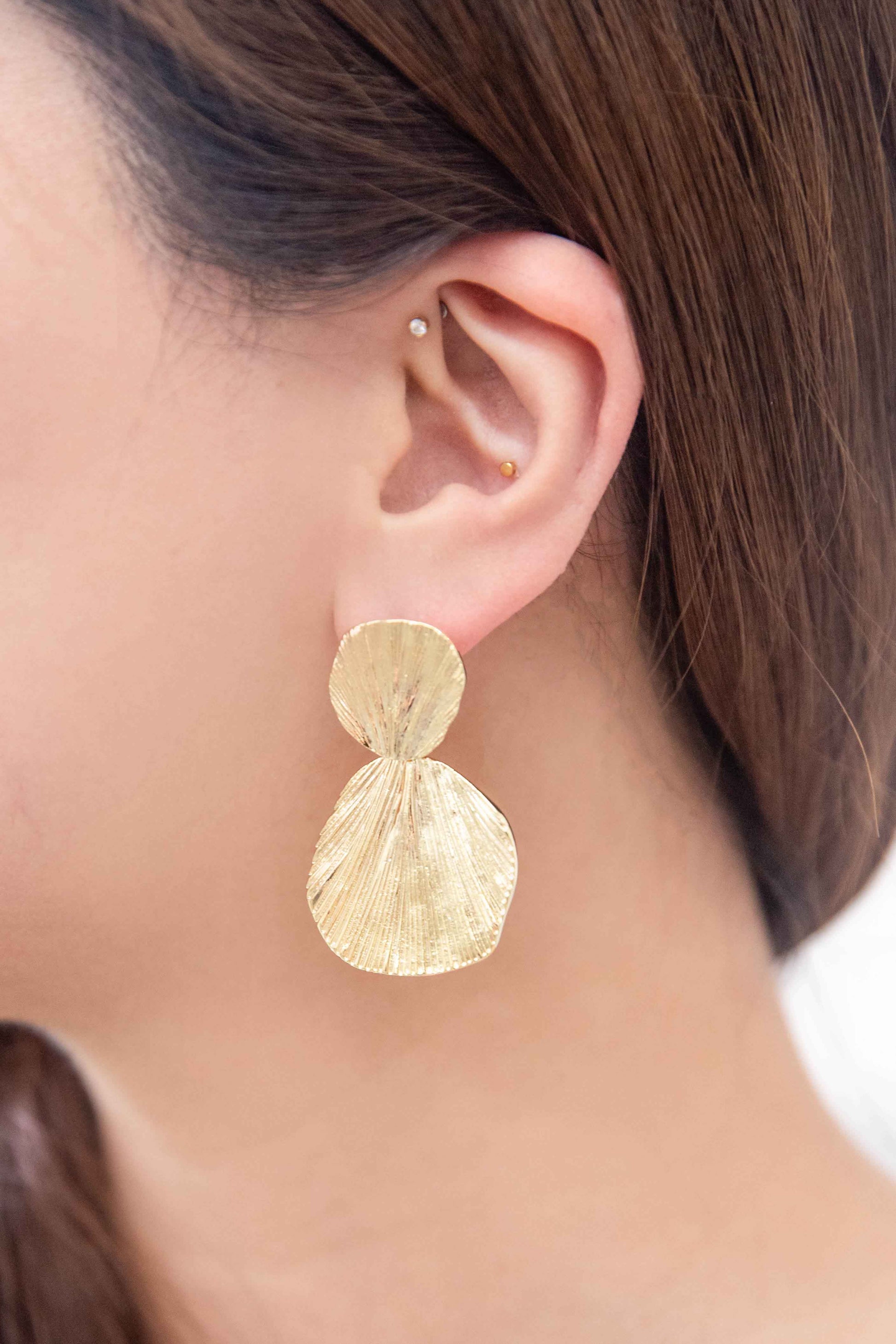 Seashell Earrings – Gold – Pearls and Pineapples Co.