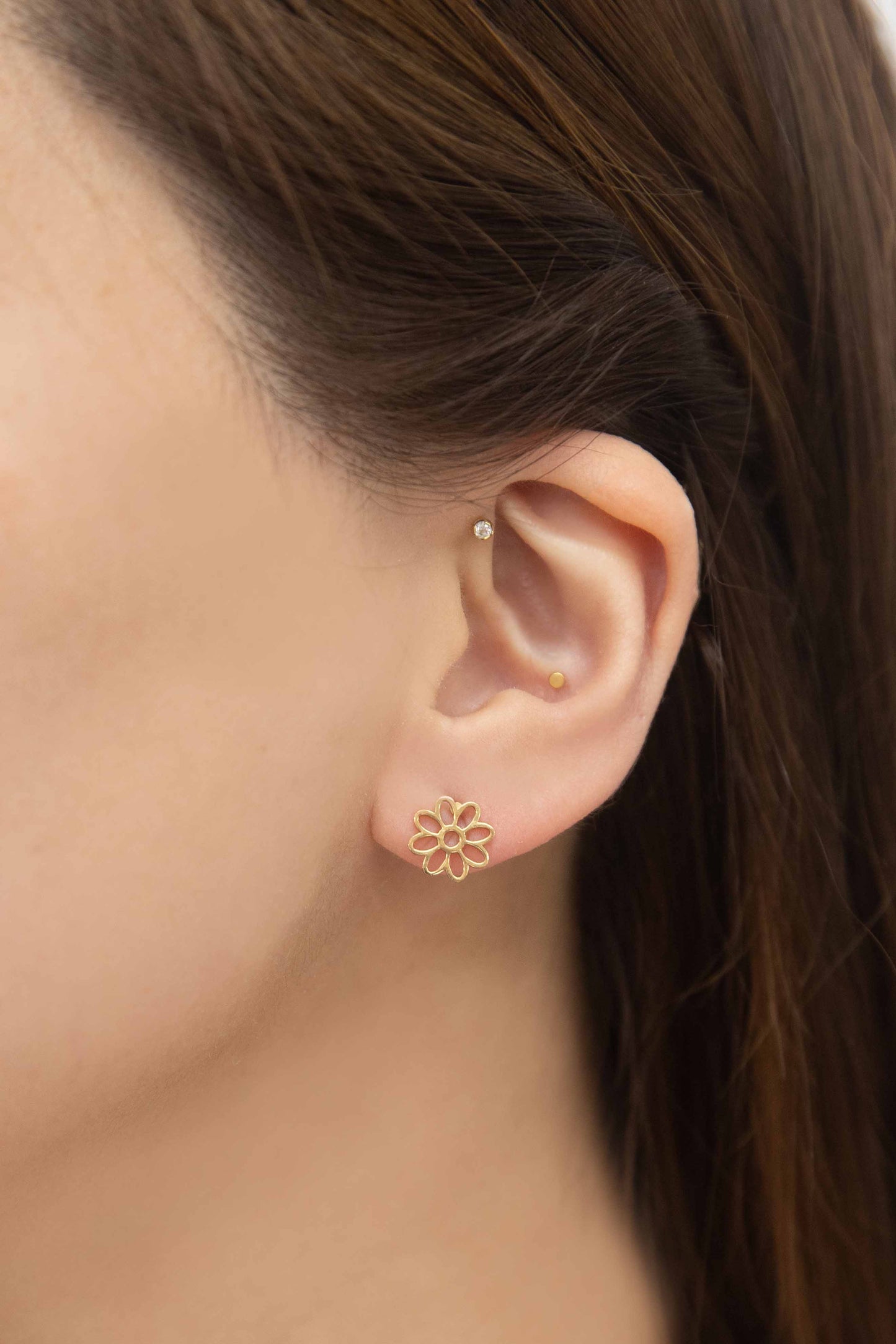 Daisy Outline Stud Earrings | Gold