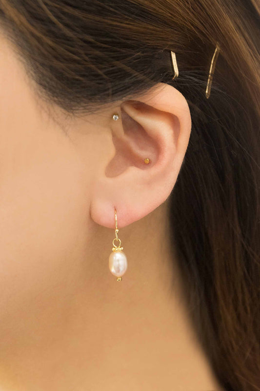 Arca Pearl Hook Earrings