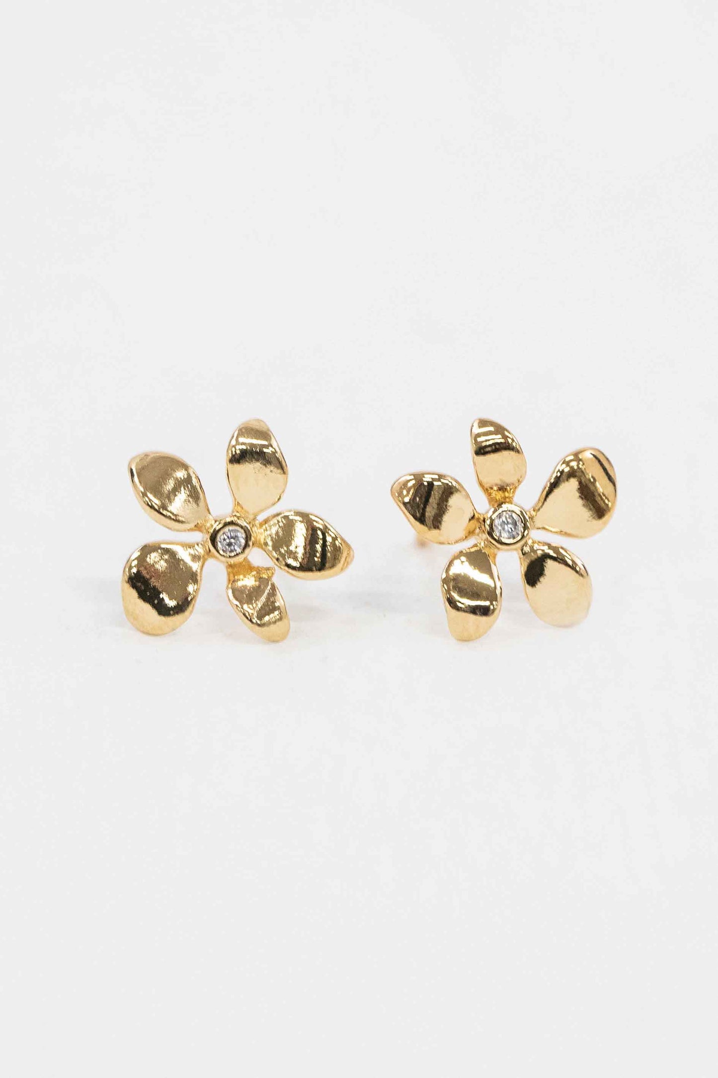 Flower Stud Earrings | Gold